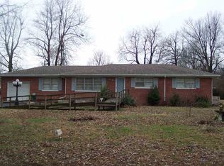 3211 Alpha Dr, Paducah, KY 42003