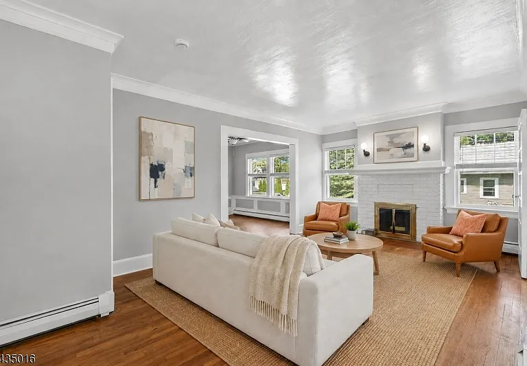 26 Howe Ave #2 — Photo 5