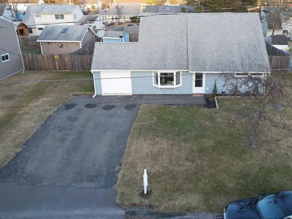 42 Dunwoodie, Kingston, NY 12401