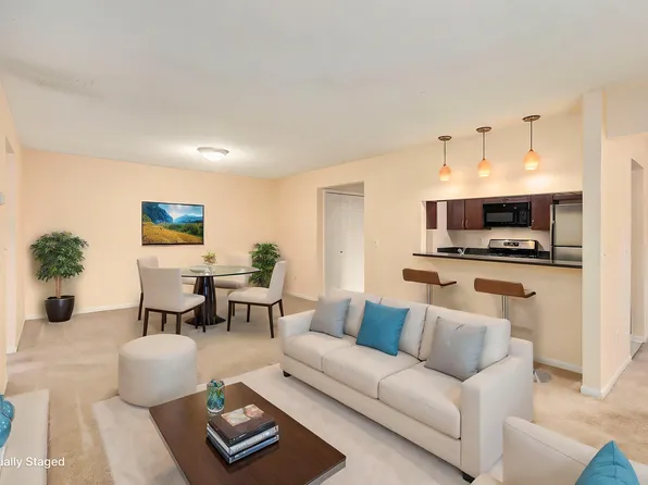109 Fieldcrest St APT 101, Ann Arbor, MI 48103