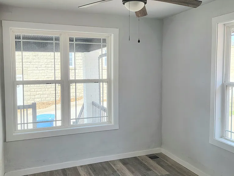 403 Locust St #A — Photo 7