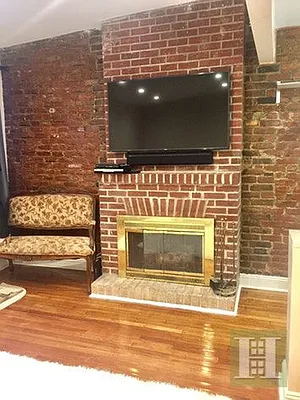 Rented by Halstead Real Estate | media 27