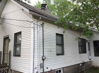 1221 N Mason St, Bloomington, IL 61701
