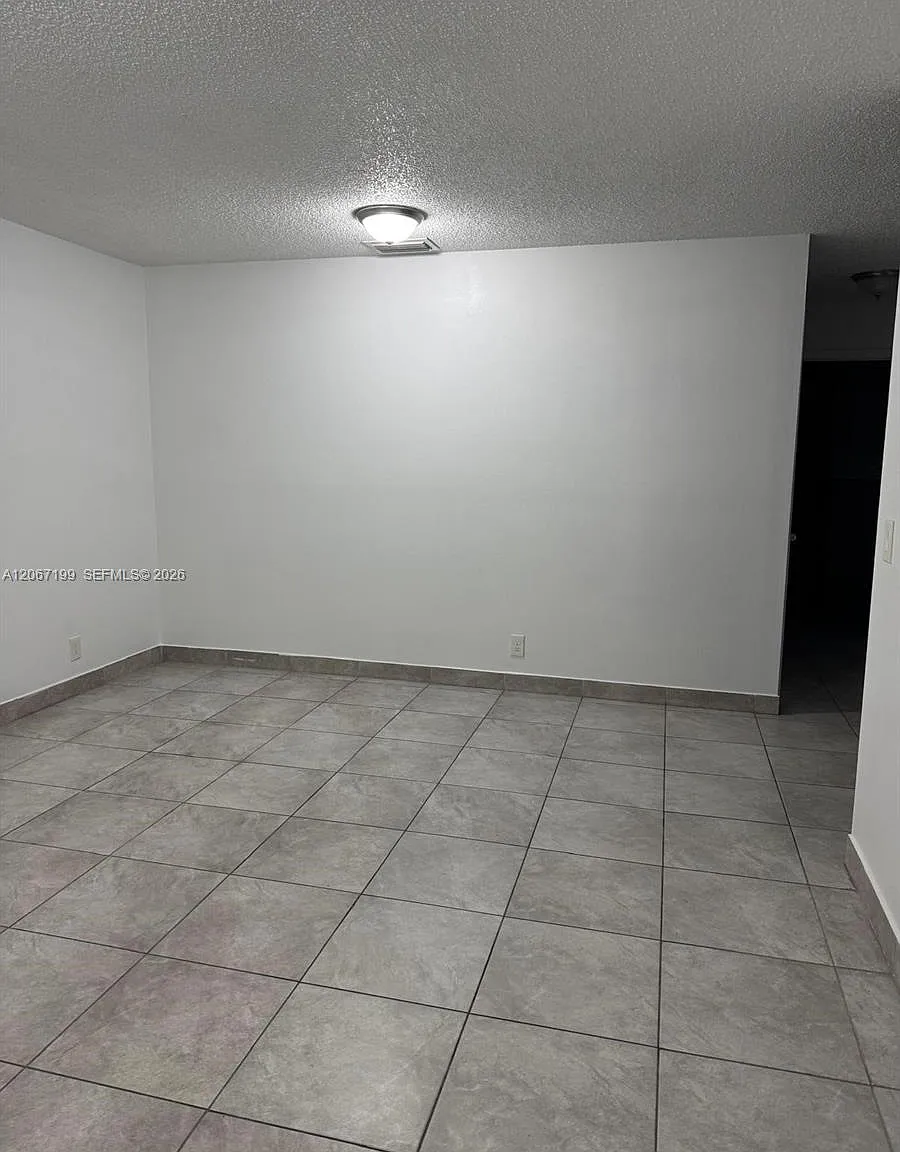 Hovianna Viii Condo — Photo 4