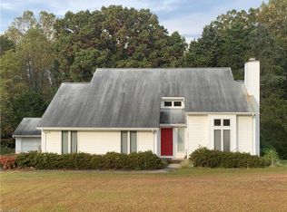 334 Pine Rd, Eden, NC 27288