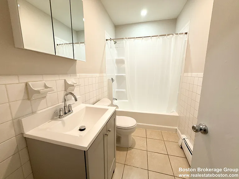 9 Ruggles St — Photo 45