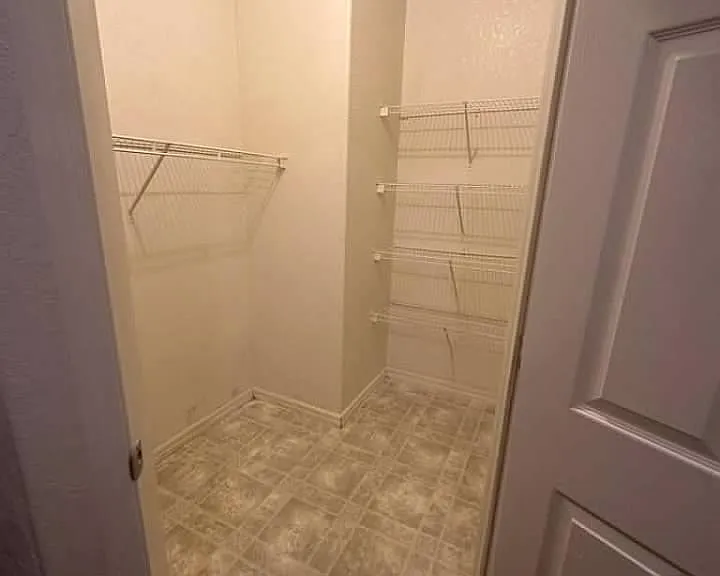 3560 Estes Park Dr — Photo 17