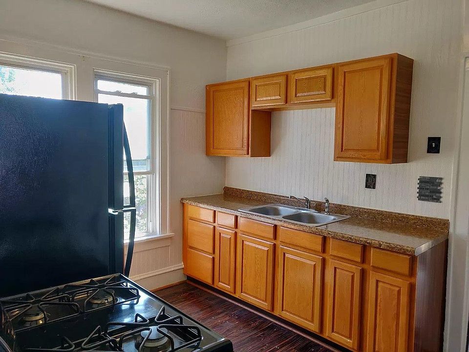 1st image of 1411 Upton Ave N #2