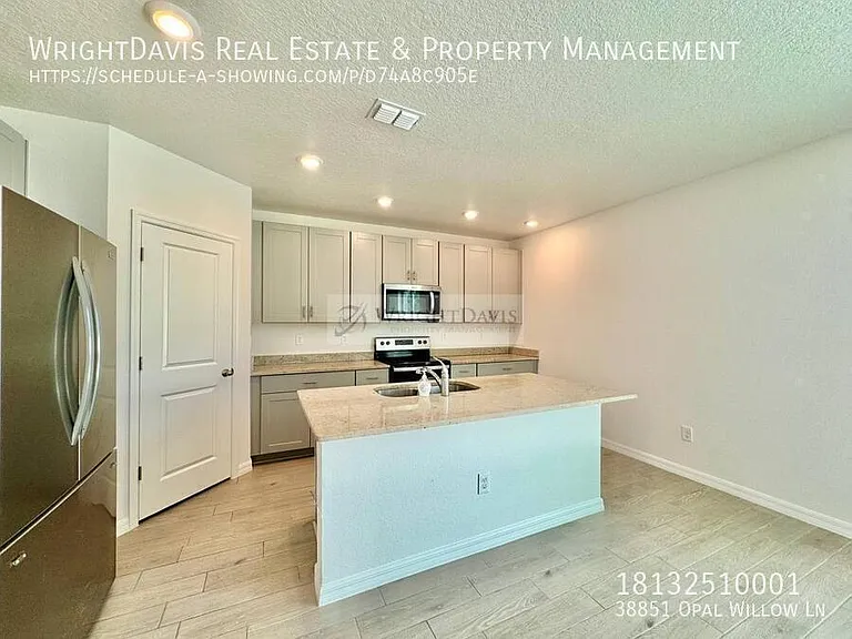 38851 Opal Willow Ln — Photo 12