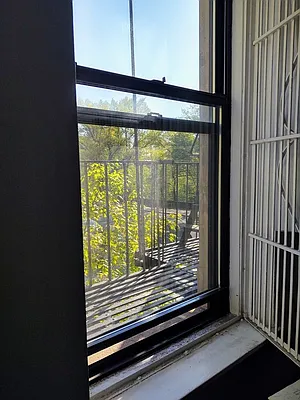 Rented by Buchbinder & Warren | media 35