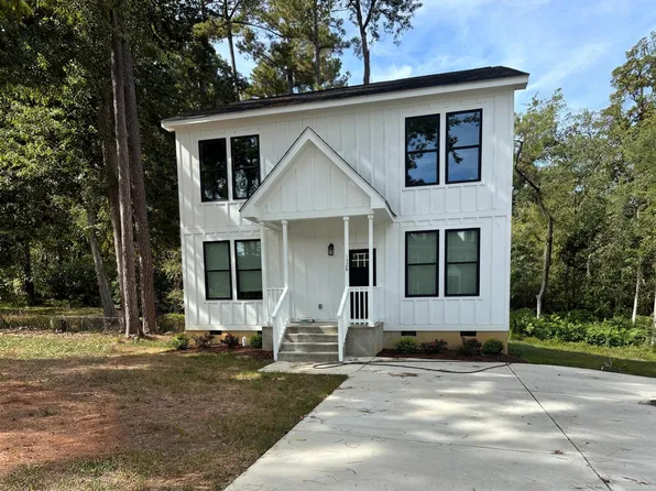 1528 Chateau Lane, Rocky Mount, NC 27803