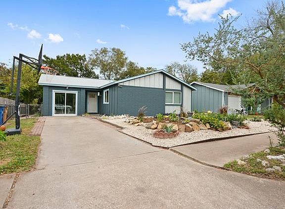 3rd image of 6203 Merriwood Dr