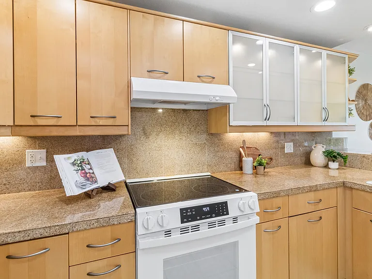 1209 Hueneme St #9 — Photo 13