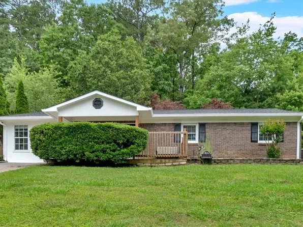 305 Beamer Cir SW, Calhoun, GA 30701