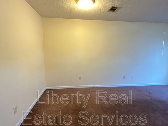 4th image of 1100 Pineland Ave APT 8C
