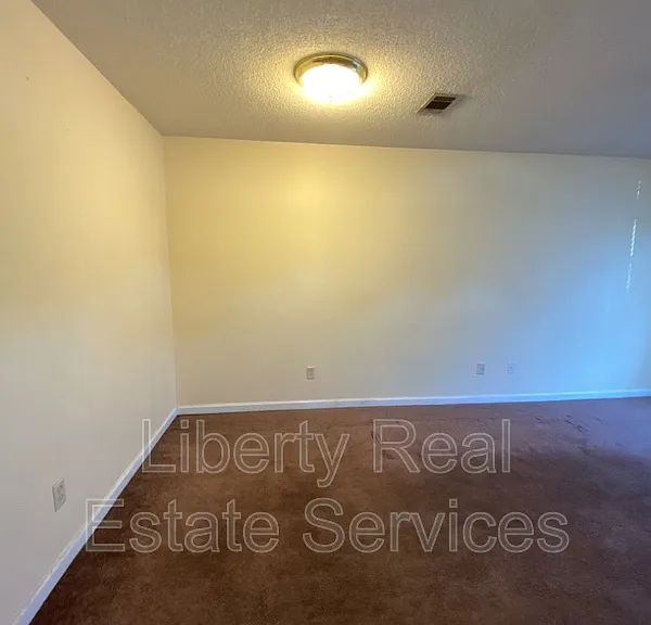 1100 Pineland Ave #8C — Photo 4