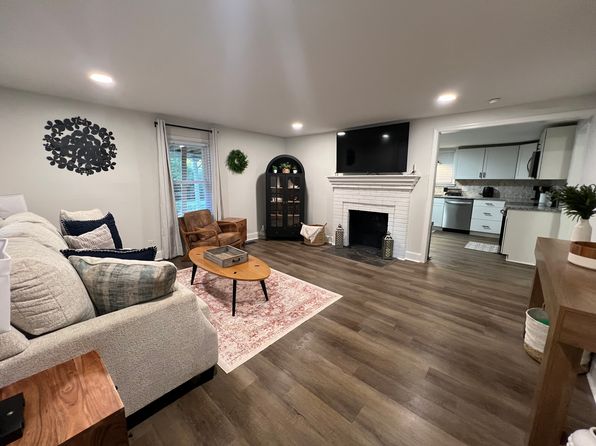 (undisclosed Address)