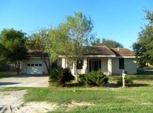 702 W Lucille St, Hebbronville, TX 78361