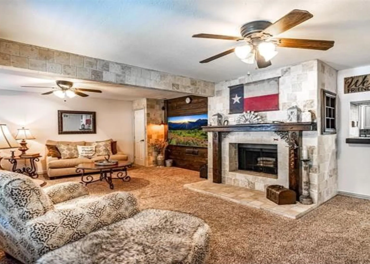 3 bed, 1350 sqft, $2,000 — Photo 2