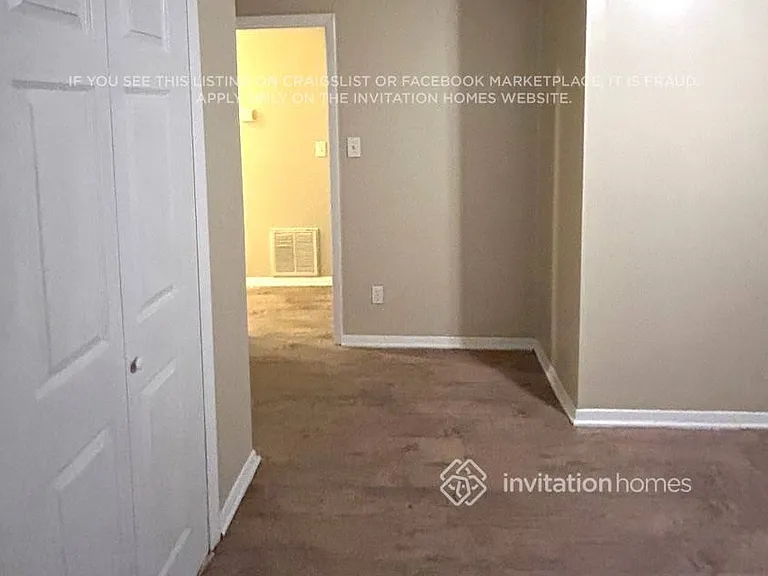 110 Woodglen Ct — Photo 8