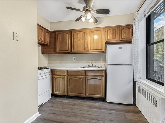 4th image of 1725 Edison Avenue #1F