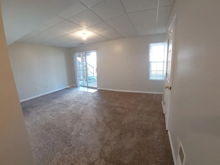 20146 Daniels Cir — Photo 17