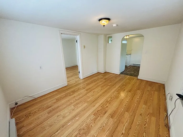 1284 Harding Rd — Photo 5
