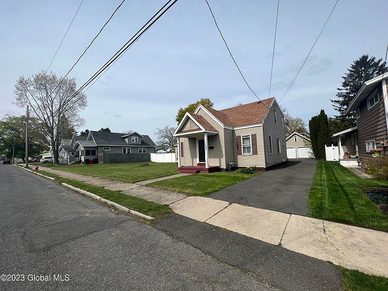 2nd image of 1543 Dewitt Street