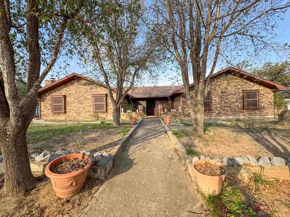 117 Ramirez Rd, Zapata, TX 78076