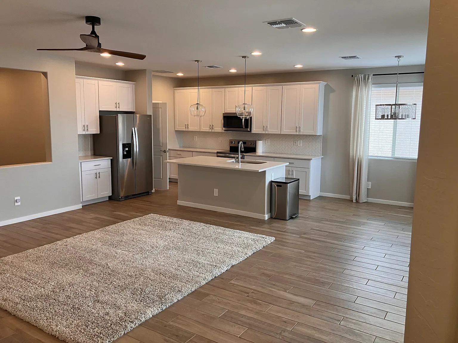 2 bed, 1694 sqft, $1,995 — Photo 3