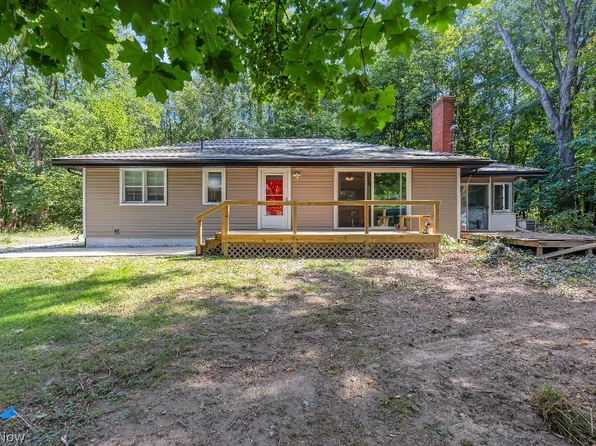 7185 Maple St, Mentor, OH 44060