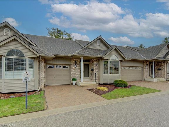 2nd image of 74 Autumn Ridge Trl #33