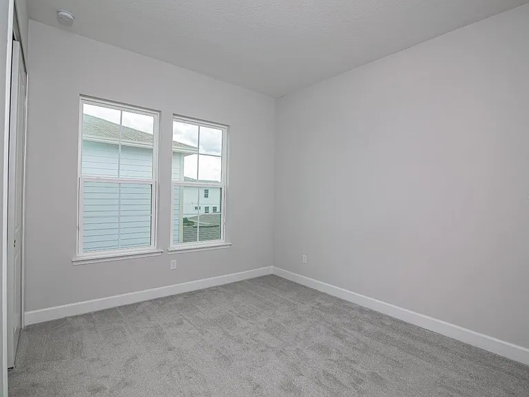 13825 Lippman Aly — Photo 13