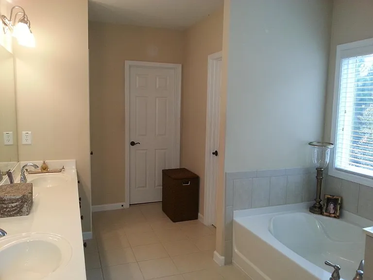 5035 Hastings Ter — Photo 11