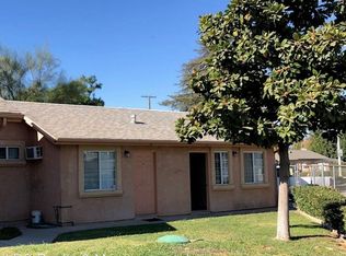 821 W La Cadena Dr APT B, Riverside, CA 92501