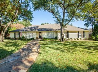 6923 Lupton Dr, Dallas, TX 75225