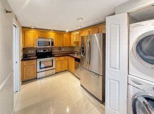 3520 Oaks Way APT 406, Pompano Beach, FL 33069