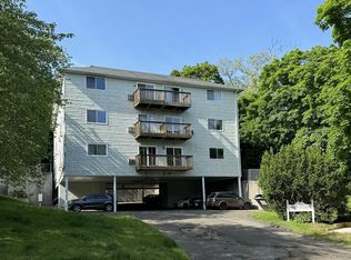 7 Hamilton Ave APT 22, Norwalk, CT 06854