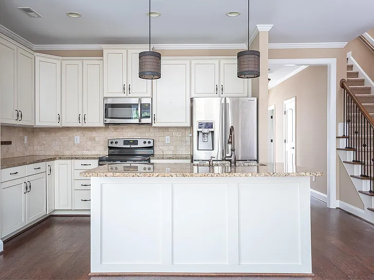 2123 Scarlet Maple Dr — Photo 11