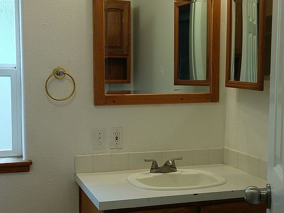 5th image of 1232 S Tower Ave