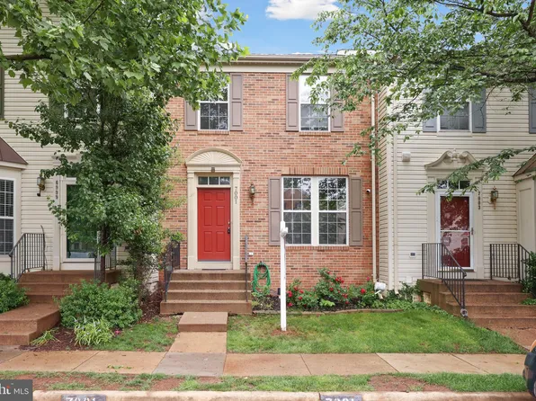 7001 Manahoac Pl, Gainesville, VA 20155