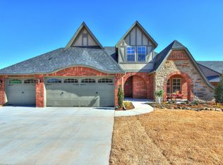 1424 Station St, Edmond, OK 73034