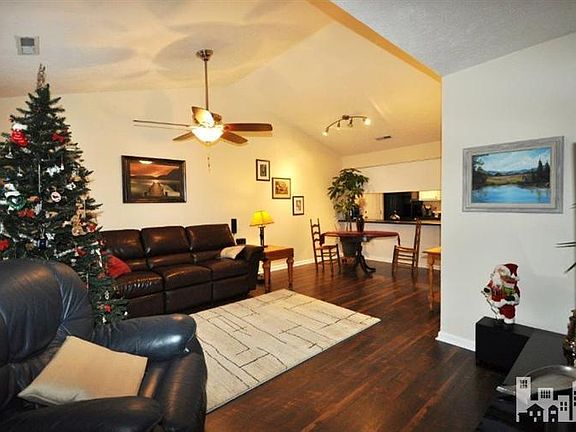 4th image of 334 Kingsworth Lane SE