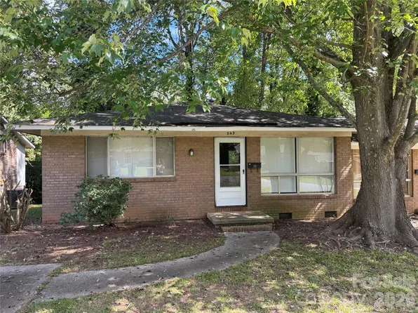 549 Blendwood Dr, Charlotte, NC 28215