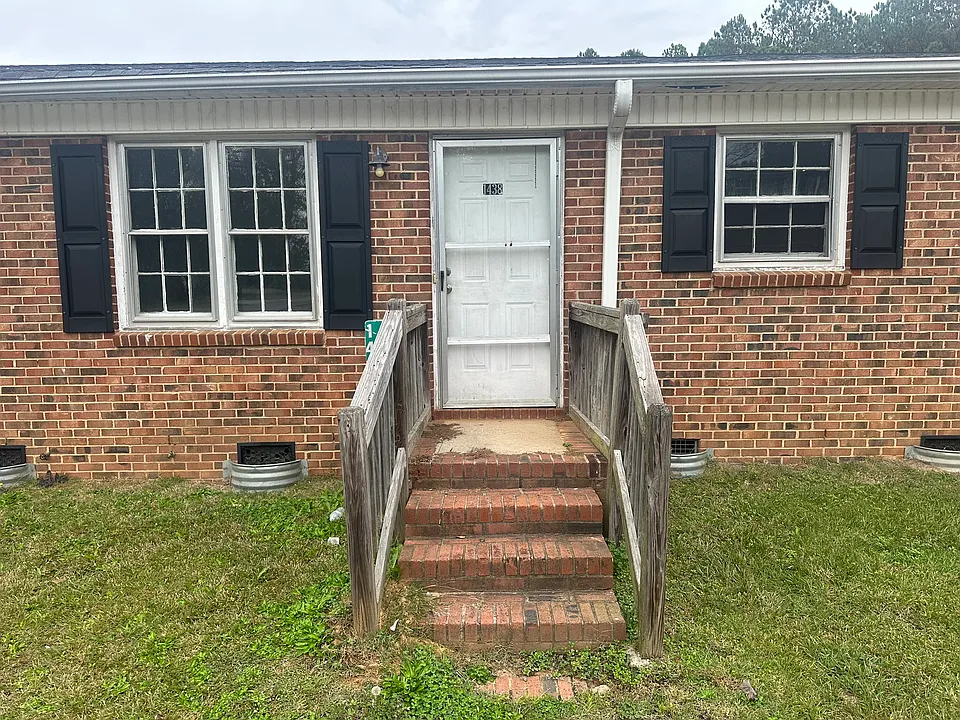 1435 Tripp Ln #1435