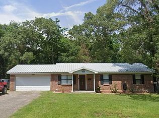 221 Marshall St, Centerville, TX 75833