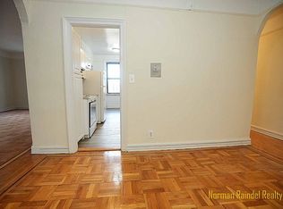 960 E 12th St APT 5A, Brooklyn, NY 11230