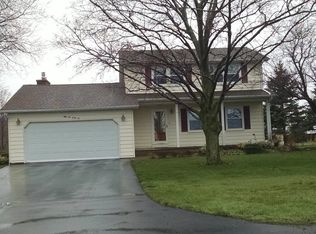 5242 Subbera Rd, Lockport, NY 14094