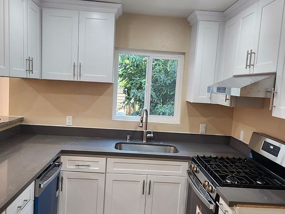 2nd image of 1030 E Palmer Ave APT 7