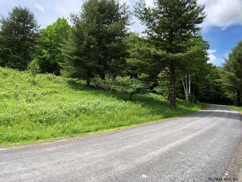 3rd image of EAGLE MOUNTAIN Road